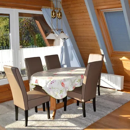 Holiday home Ferienhaus Delphin, Damp